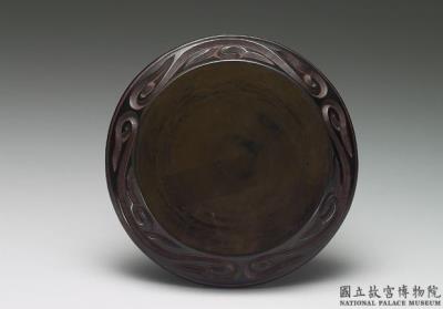 图片[3]-Round dish with cloud-and-ju-i decor, carved lacquerware, Qing dynasty, 18th century-China Archive